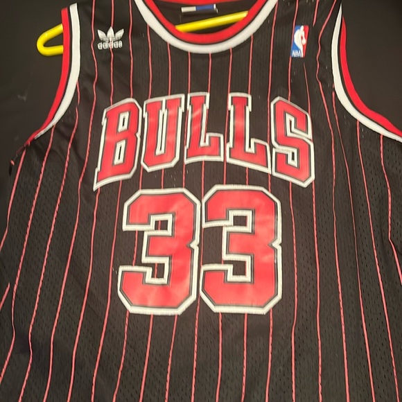 adidas Scottie Pippen Bulls jersey - Picture 1 of 6